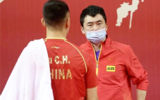“国乒小将情绪失控，教练直言胡打引热议”